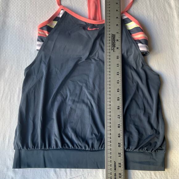 Nike Women’s Sleeveless Workout Tank Top size M, Blue Pink, with Built In Bra - Picture 3 of 9